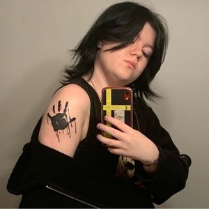 Meet your Posher, Raeven